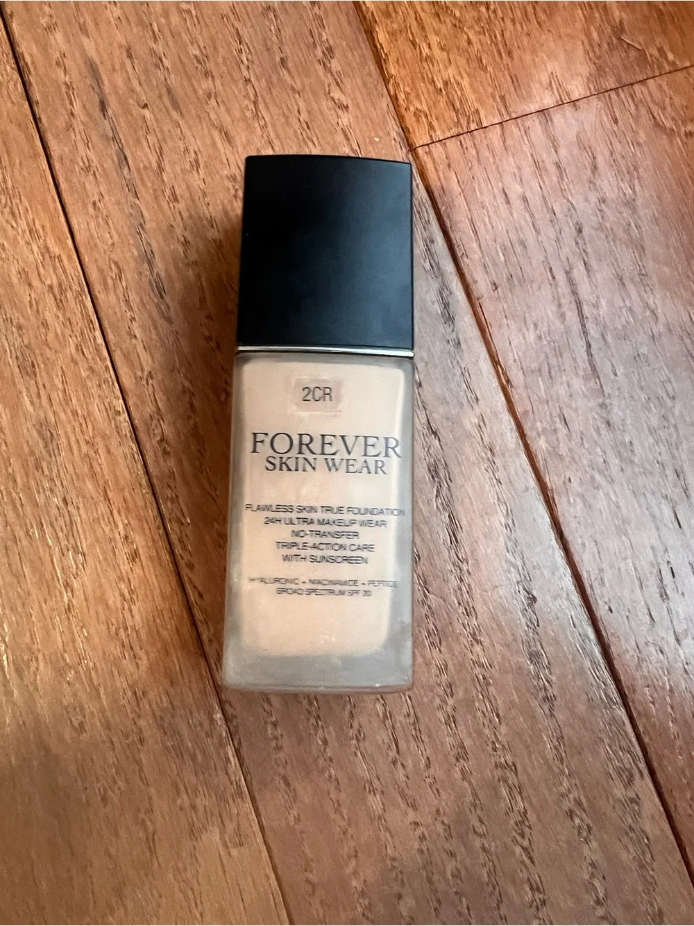 Dior Foever Skin Wear Neutral Beige Liquid Foundation Shade 2 CR  Makeup